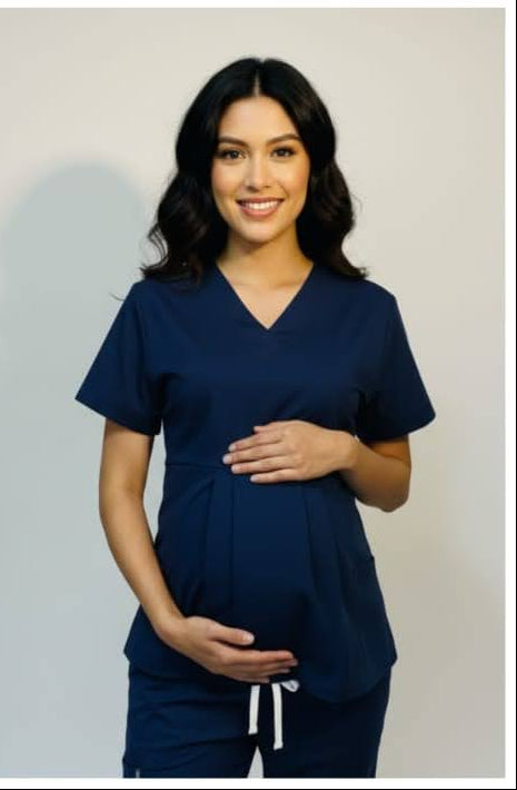 Scrub Quirúrgico de Maternidad  Modelo Dulce espera.